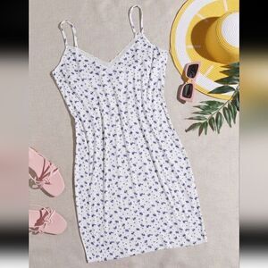 Shein Ditsy Floral Lace Contrast Night Dress